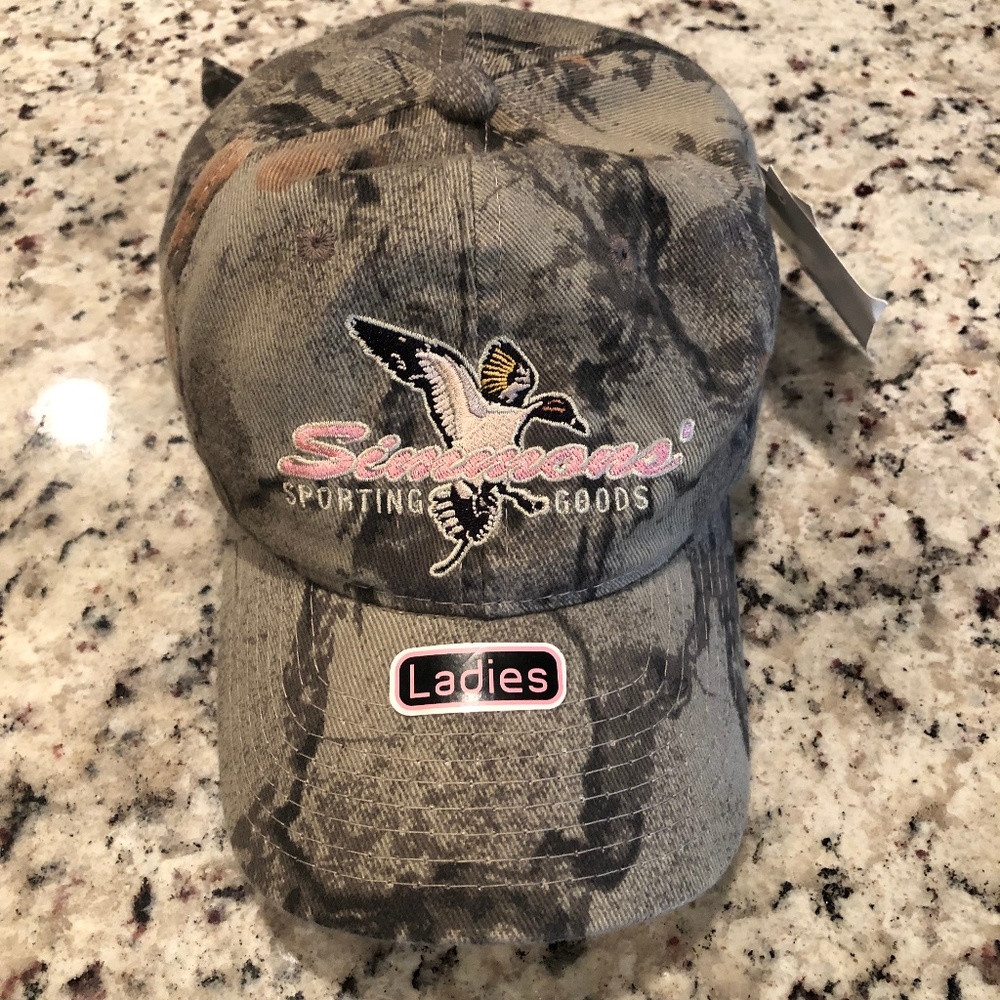 $ Natural Gear Women's Camo Hat Pink Camo